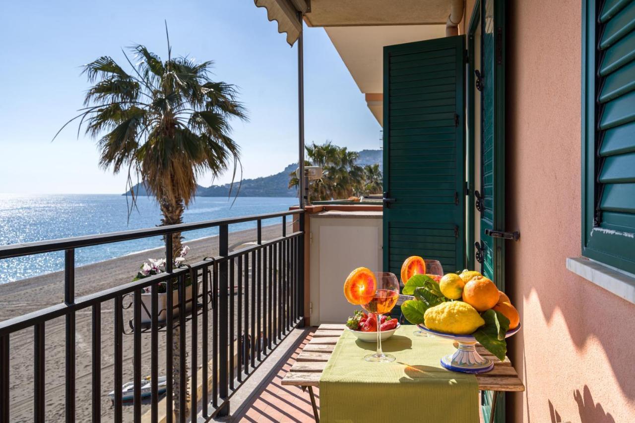 Апартаменти Loft Balcone Sul Mare Летоянні Екстер'єр фото